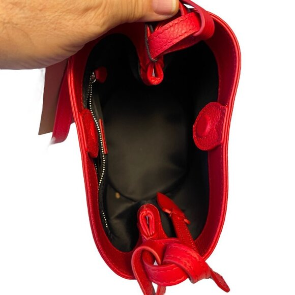 Burberry Lorne Red Pebbled Leather Bucket Crossbody Handbag Purse Bucket Bag - Picture 5 of 16